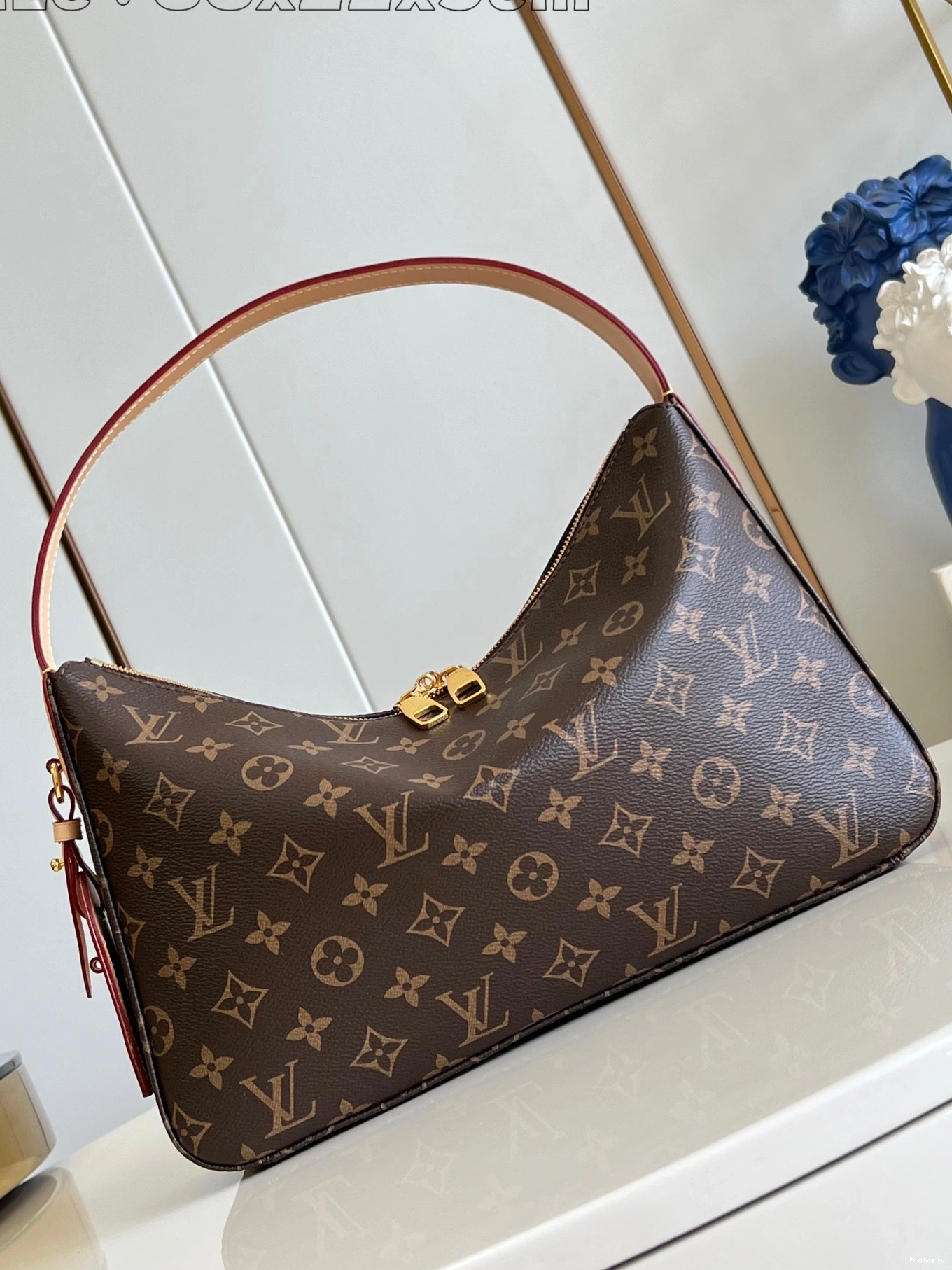 Frstbag ru VUITTON LOUIS Slouchy PM-33*22*9CM 0709